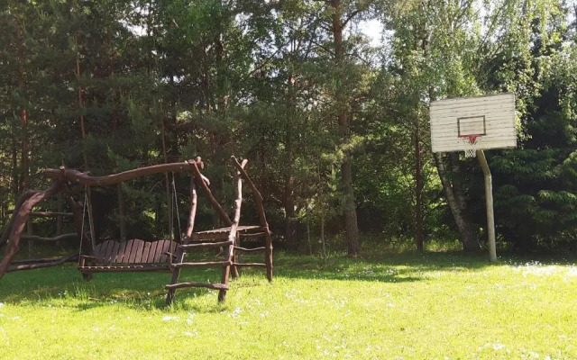 Petronių sodyba