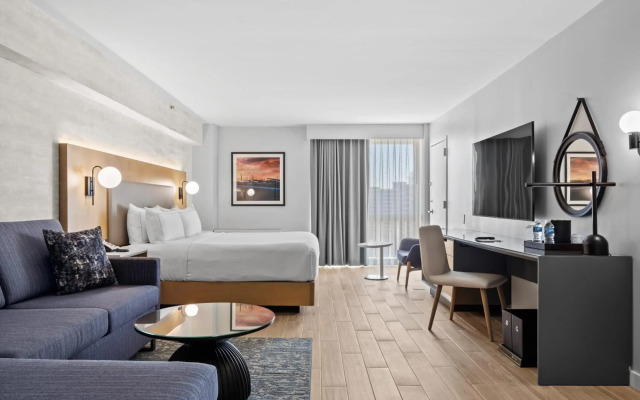 Doubletree By Hilton New York Jfk Airport Hotel