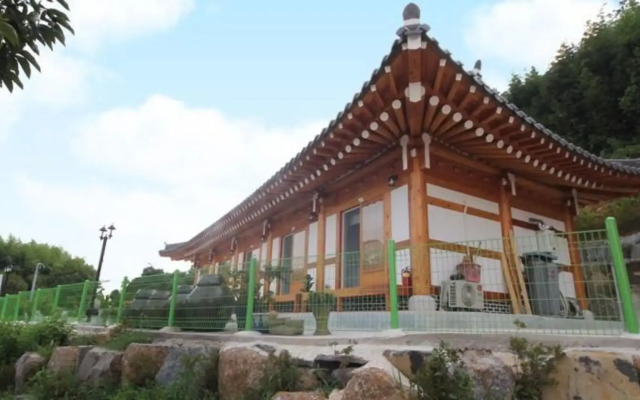 Suncheon Bay Minsok Hanok Pension