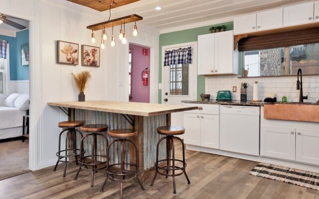 LA Suegra's Cabaña #2314