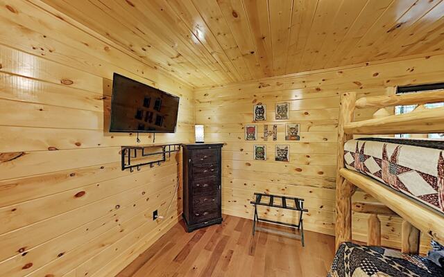 Lakpow45 3 Bedroom Cabin