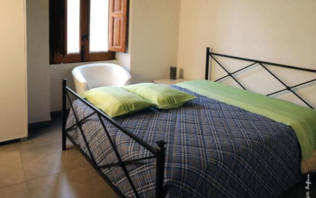 San Nicolò Holiday Home