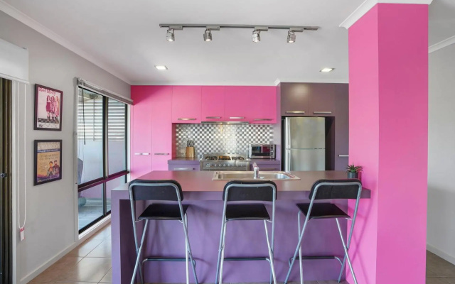 Birdland - Bold, unique and modern – Guest Rooms – Port Fairy