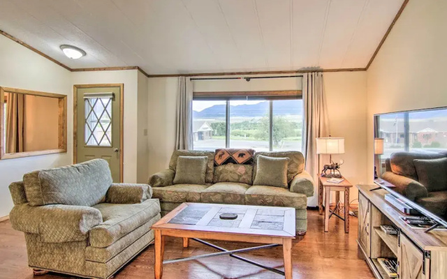 Montana's Emigrant Peaks Getaway: Apt w/ Amenities