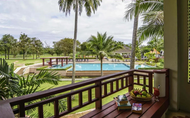 The Nouveau Chumphon Beach Resort & Golf