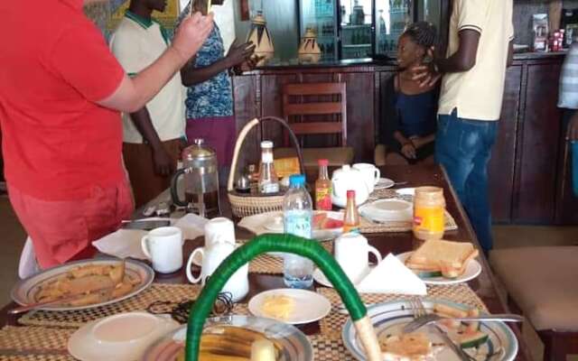 Rafiki Lodge Sipi