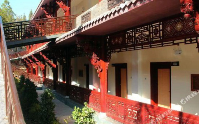 Qionghai Wetland Hotel