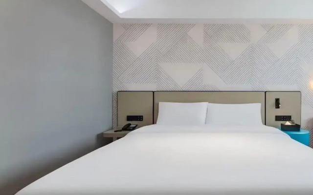 Berman Hotel Nanhai Guicheng Qiandenghu Branch