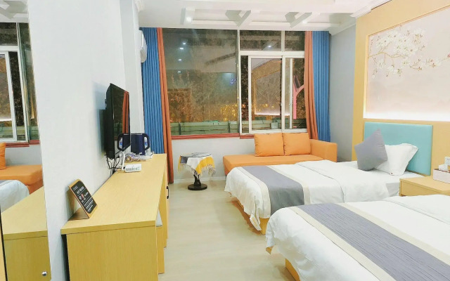 Wenchuan New Marriott Business Hotel