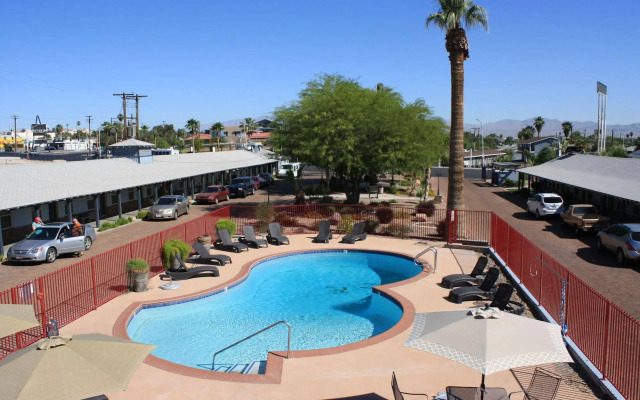 Sterling Gardens Hotel