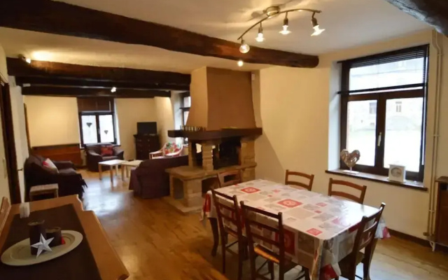 Pleasant Holiday Home in Herbeumont near Semois River