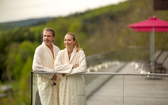 Hüttenhof - Wellnesshotel & Luxus-Bergchalets - Adults only