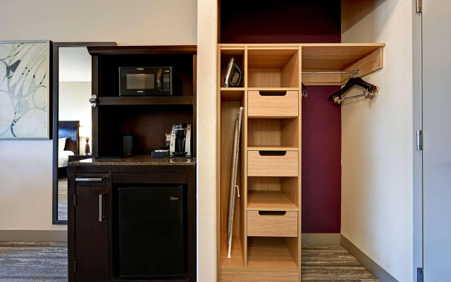 Hilton Garden Inn San Bernardino