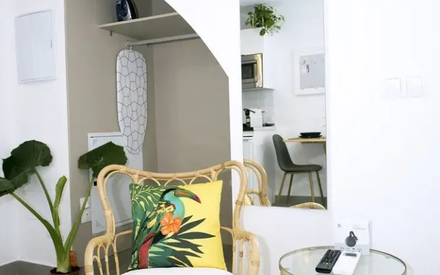 Lemon & Tropycal Apartment