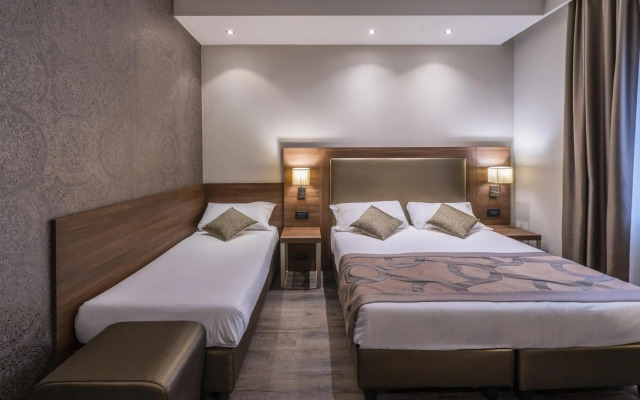 Smart Hotel Holiday