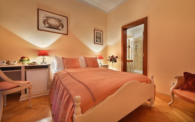 Boutique Hotel Constans