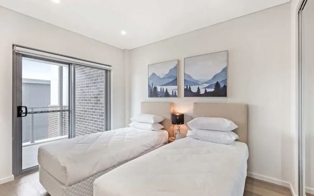 3-bed Apartment in Beautiful Kiama With Study Nook