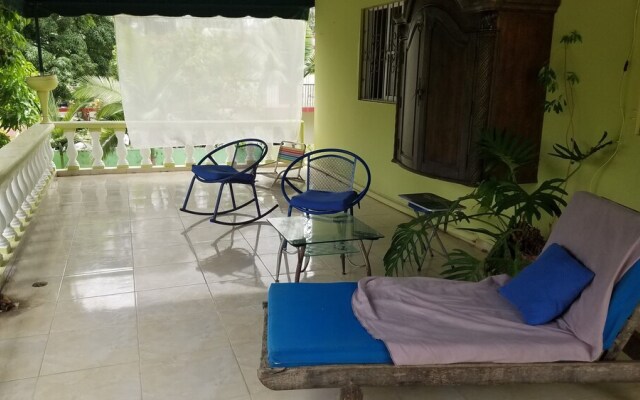 Blue Lady Rooms B&B