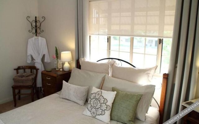 Ayr Bed and Breakfast on McIntyre