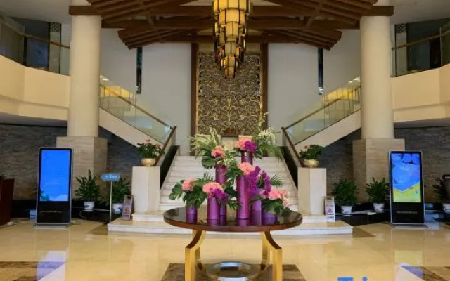 Royal Hotel
