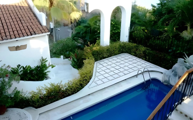 Villa de la Roca