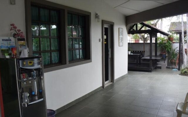 Idyllic Paradise Guest House