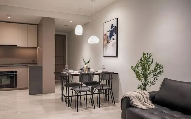 The Opera Residence - Pool & Sauna