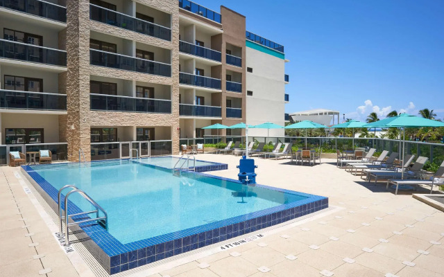 Tru By Hilton Pompano Beach Pier