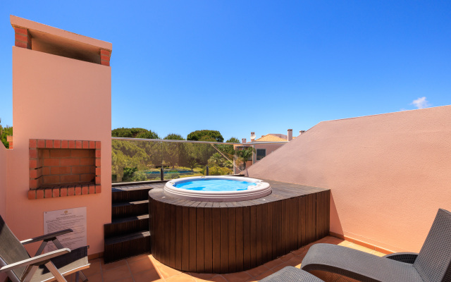 Vale do Lobo Resort