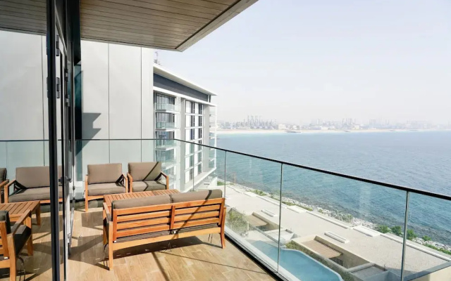 One Perfect Stay-Beach Front Blue Waters
