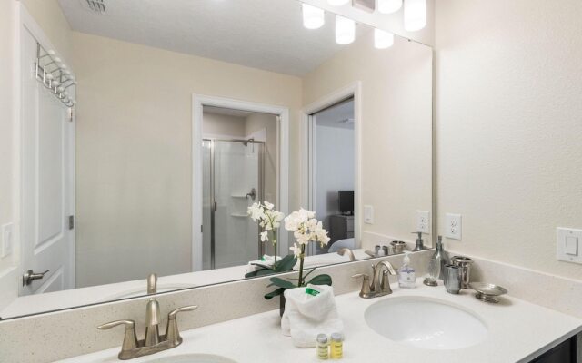 1520 FD 6BR Luxury Villa Pool Game Room