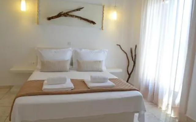 Niki Rooms