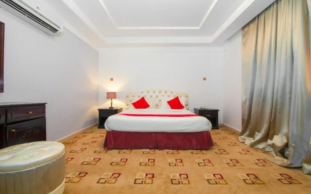 OYO 148 Shathi Almas Hotel Suites