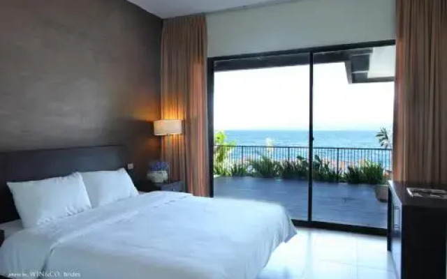 Tiara Bunga Hotel & Villa