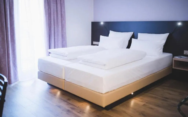 Hotel U7