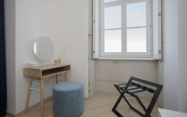Liiiving-Luxury Beachfront Apartment III