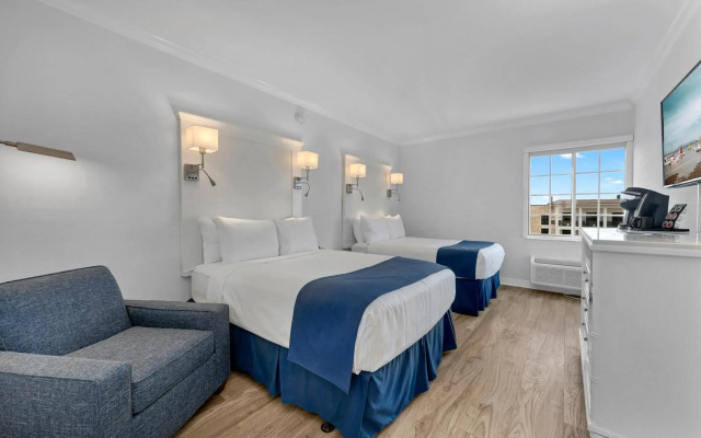 Bayfront Inn Fifth Avenue