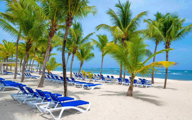 Coral Costa Caribe Beach Resort - All Inclusive