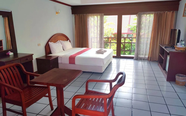 Thongpaeka Hotel