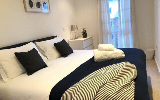 Platinum 2 Bedroom Apartment by Creatick