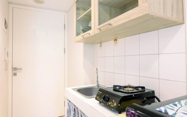 Stylish Studio The Springlake Summarecon Bekasi Apartment