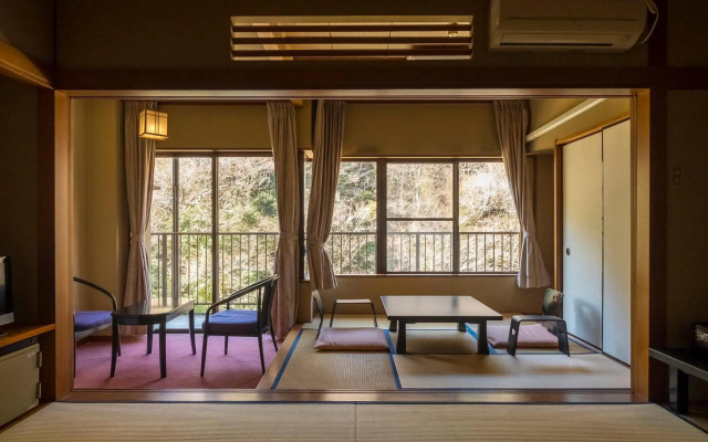 Hakone Shiunso