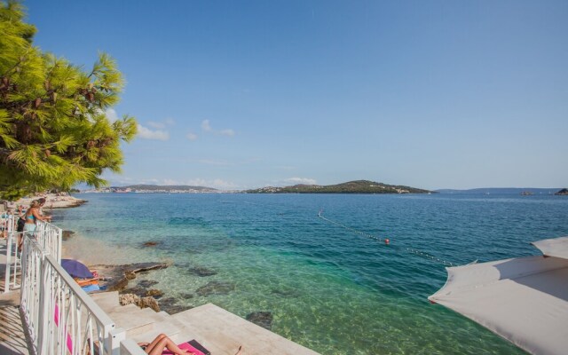 Happy Camp in Amadria Park Camping Trogir