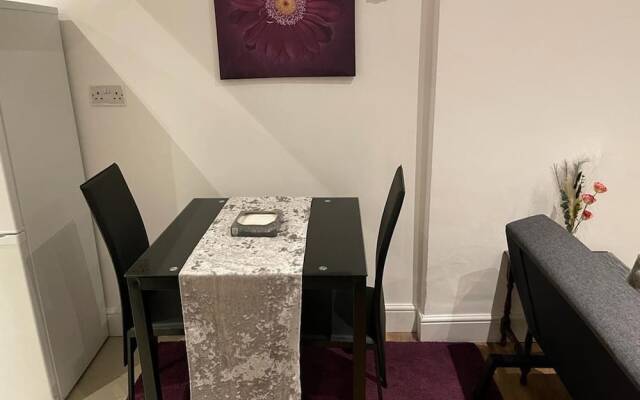1-bed Apartment in London Archway n19 3nu