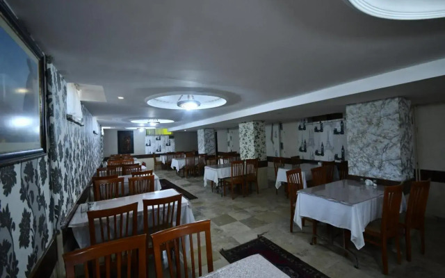 Sena Hotels