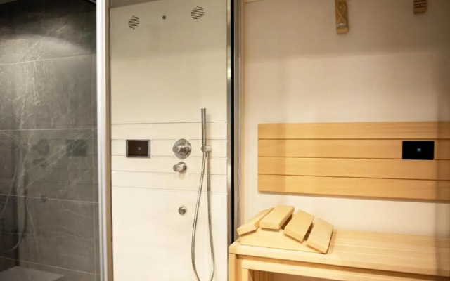 Gold Tower Lifestyle Hotel