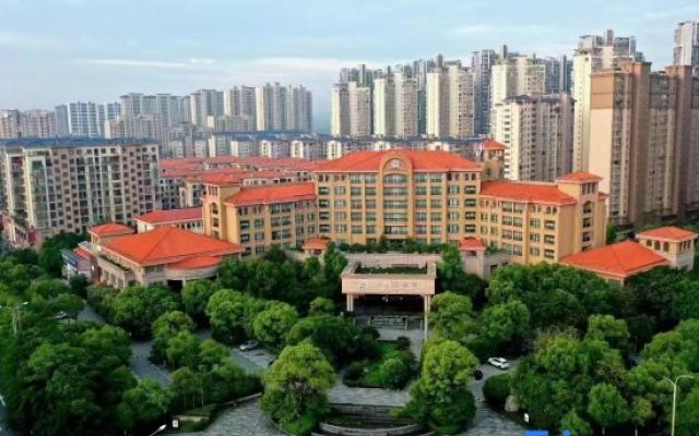 Nankang Grand Hotel