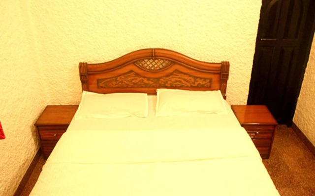LSQ Luxuria (Nagaon)