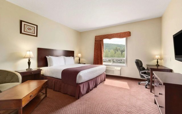 Days Inn by Wyndham Chetwynd