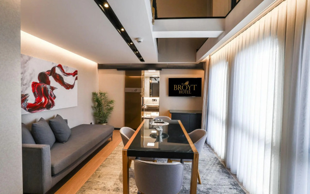 Broyt Hotel